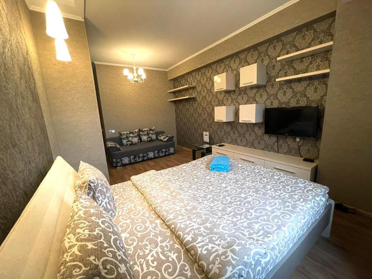 Homeservice Apartments On Stefan Cel Mare Boulevard Chisinau Bagian luar foto